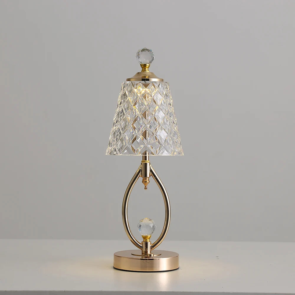 CristalLuxe™ – Lampe de Table Vintage avec Accents en Cristal