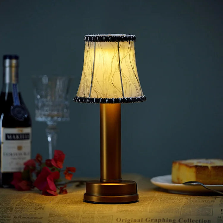 Luminaria Luxe™ – Lampe de Table LED Sans Fil avec Finition en Métal Satiné Élégant