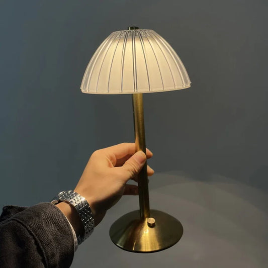 Lumière Éclatante™ – Lampe de Table Cristalline Sans Fil