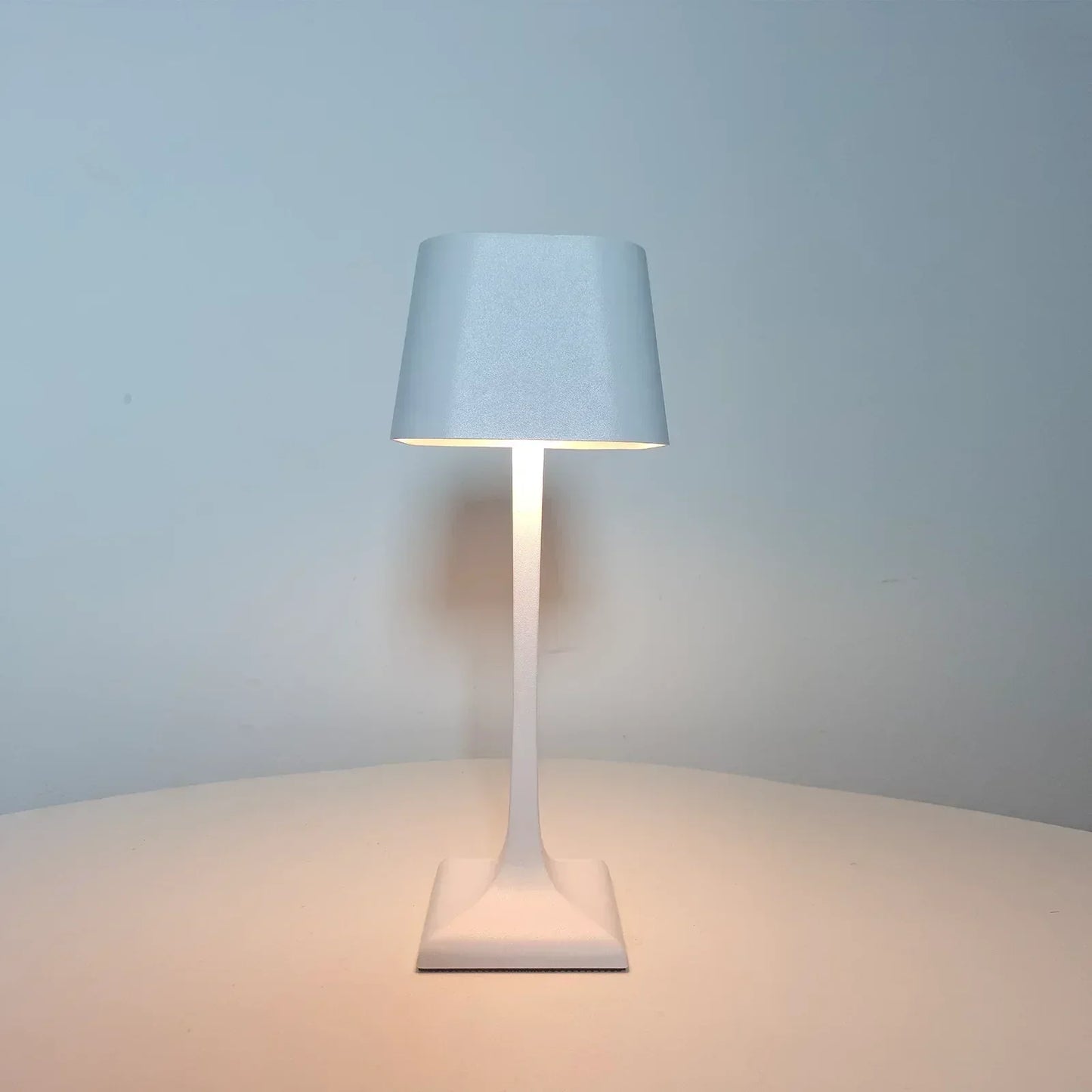 LumiCube - Lampe de Table Carrée USB