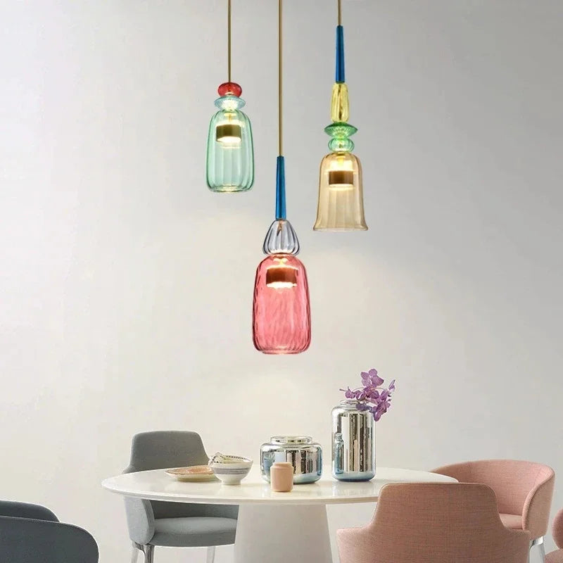 Luminara - Suspension Colorée en Verre pour un Style Énergique