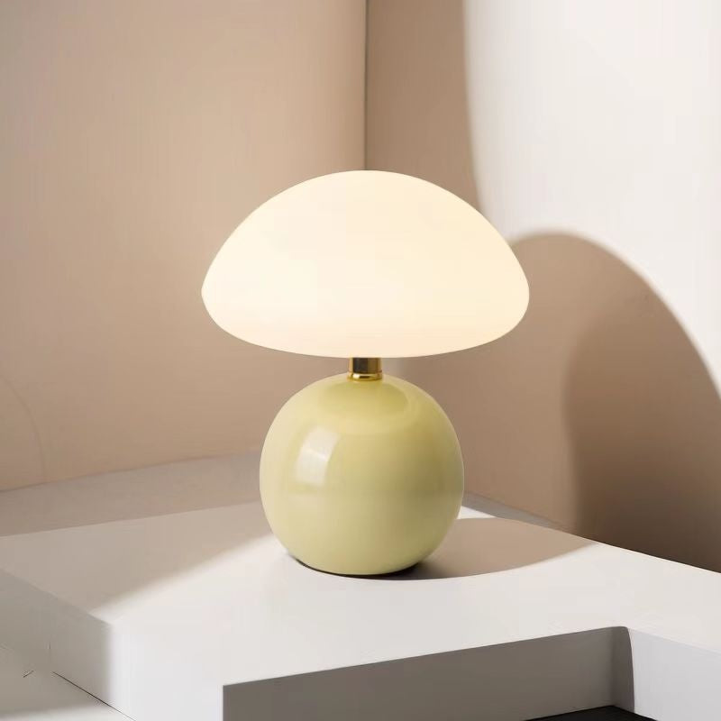 Lampe de Table Champignon Française - CremeLuxe pour une Élégance Intemporelle