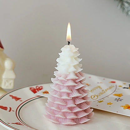 Creative ChristmtBougie Sapin de Noël Parfumée | Cire de Soja et Paraffine | 5 Couleurs | 9,6 cm | Décoration Festive 2025 | Cadeau Noëlas Tree Aromatherapy Candle Soybean Wax Scented Candle New Year Navidad Party Gifts Xmas Home Decoration 2025