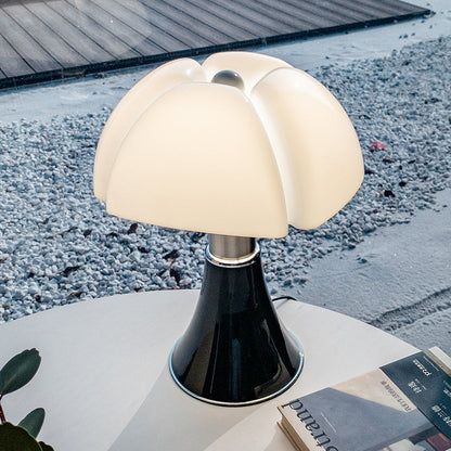 Lampe LED ClassicGlow - Design Rétro et Éclairage Économe