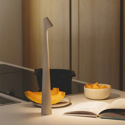 Lampe de Table Portable LUMINAVISTA™ – Éclairage Élégant et Flexible