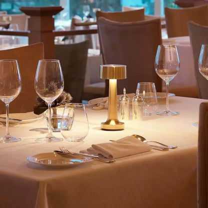 Lumière AmbiancePro™ – Lampe de Table Élégante pour Restaurants et Bars